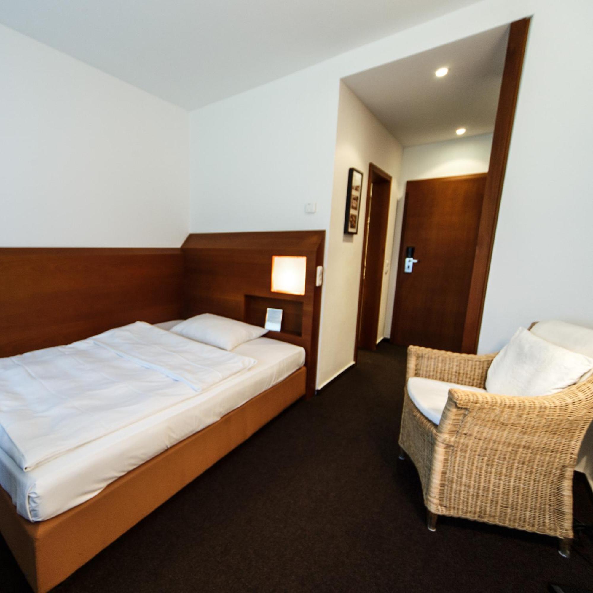 Seehotel Ketsch Schwetzingen Room photo